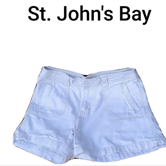 St. John's Bay Chino Shorts Off White Color 4 Pockets Size 6 - Picture 1 of 12